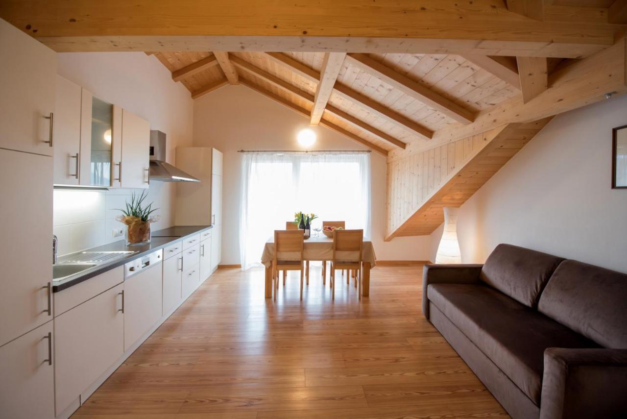 Appartement Schwarzhaus à Monticolo Extérieur photo