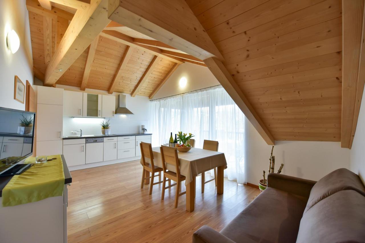 Appartement Schwarzhaus à Monticolo Extérieur photo